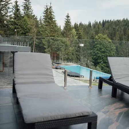 Sevenhills Chalet Yablunytsya