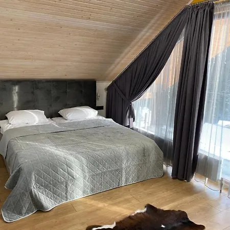 Sevenhills Chalet Yablunytsya