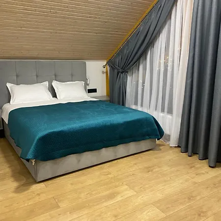Sevenhills Chalet Yablunytsya
